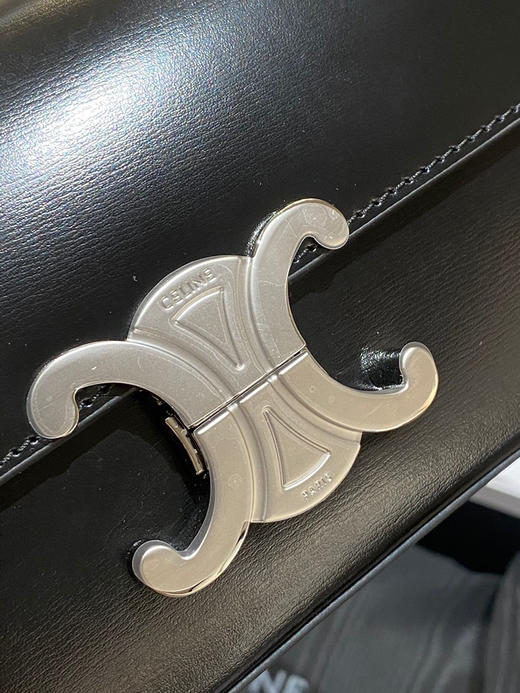 凯旋门链条腋下包黑银 商品图5