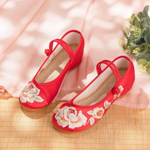 【花团】古风丝光缎面民族风，绣花低跟内女单鞋MZ-花团 商品图2