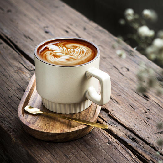北欧式高颜值咖啡杯家用水杯子陶瓷早餐奶茶杯下午茶杯碟套装带勺 商品图1