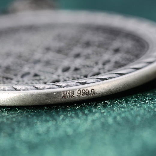 河南中钱   纯银999  花丝珐琅  复古镂空  烤蓝工艺  吊坠   含绳子  证书  精美首饰盒 商品图12