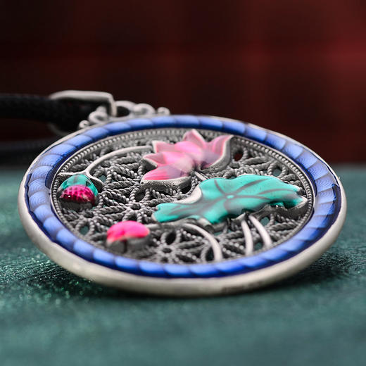 河南中钱   纯银999  花丝珐琅  复古镂空  烤蓝工艺  吊坠   含绳子  证书  精美首饰盒 商品图2