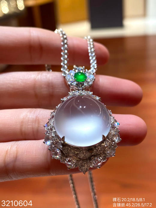 3210604，玻璃蛋面吊坠。具体价格微信咨询 商品图8