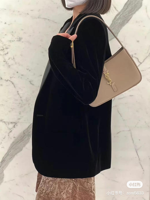 杨树林复古腋下包/奶茶杏色 商品图1