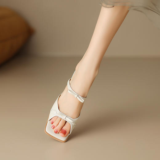 新款度假风，平头坡跟蝴蝶结凉拖HBP-5277 商品图8