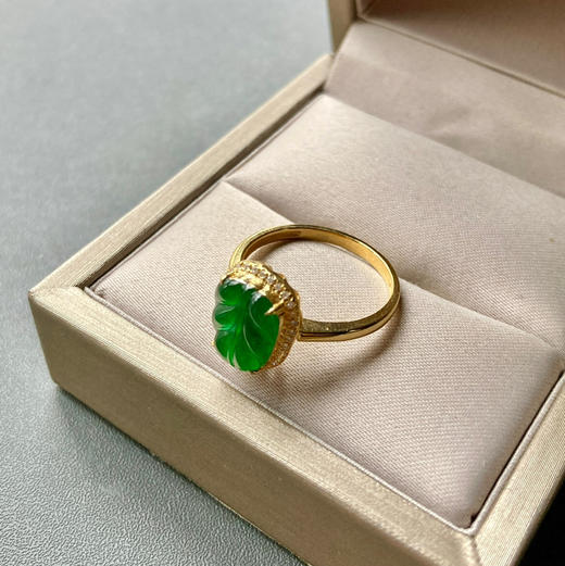 高冰种阳绿翡翠叶子戒指18k黄金钻石镶嵌 商品图6