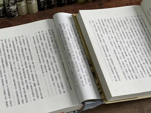 《金庸作品集》，金庸著，全套36册， 大32开，精装，明河社2019年三版四印。售价2480元。 商品图7