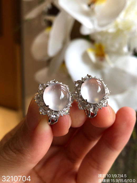 3210704，玻璃蛋面耳钉。具体价格微信咨询 商品图8