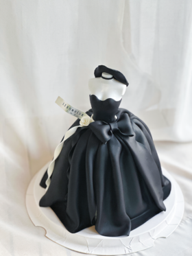 小黑裙 · 奶油蛋糕