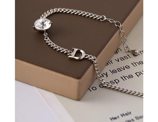 Oflye潮流饰品 字母手链女复古圆形锆石手饰新款个性小众ins风手饰品 商品图4