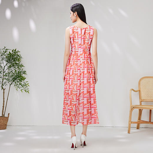 EITIE爱特爱夏季新款时尚减龄无袖修身印花连衣裙女A字连衣裙6607309 商品图4