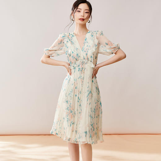 剩S/M 芳外【法式茶歇碎花裙】2025夏季新款V领百褶连衣裙 商品图5
