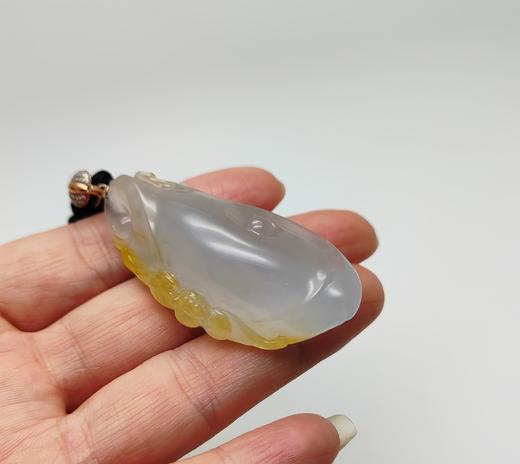 精美雕工黄翡如意 商品图1