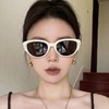 【潮爆ins！美式复古墨镜】2023复古美式猫眼墨镜，女偏光防紫外线防晒，街拍凹造型椭圆形太阳眼 商品缩略图0
