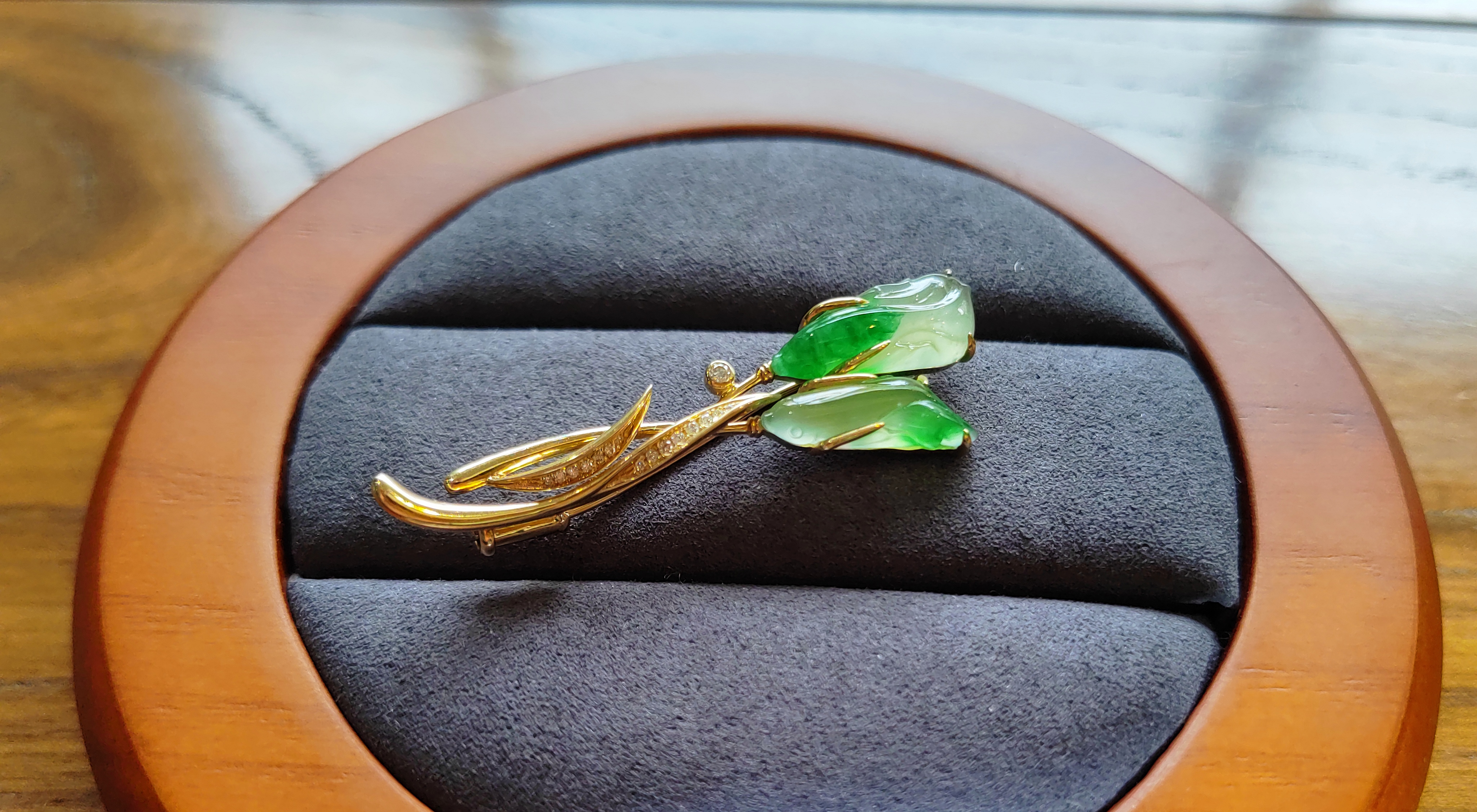 翡翠 双鱼胸针