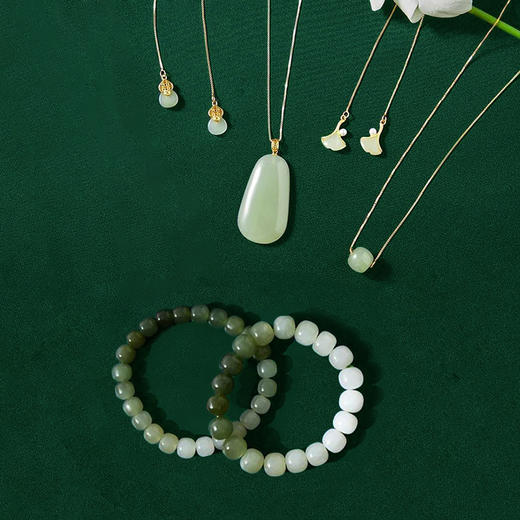 晴水和田玉精美配饰 商品图0
