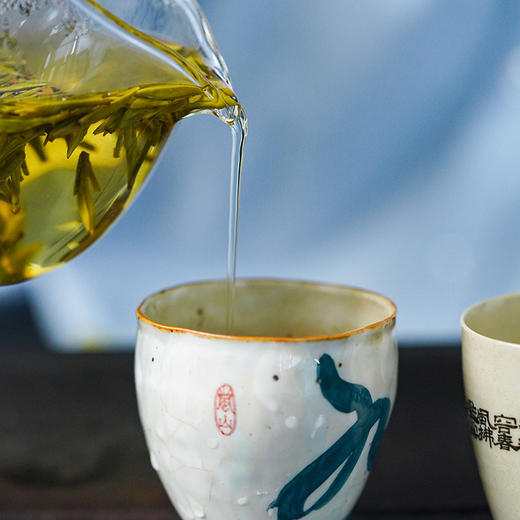 【斌哥优选】手工传承蒙顶黄芽。三麸三包，7天才完成所有工序。全国十大名茶之一，入口即甜，豆香明显，花果香馥郁。四川限定应季食物。 商品图4