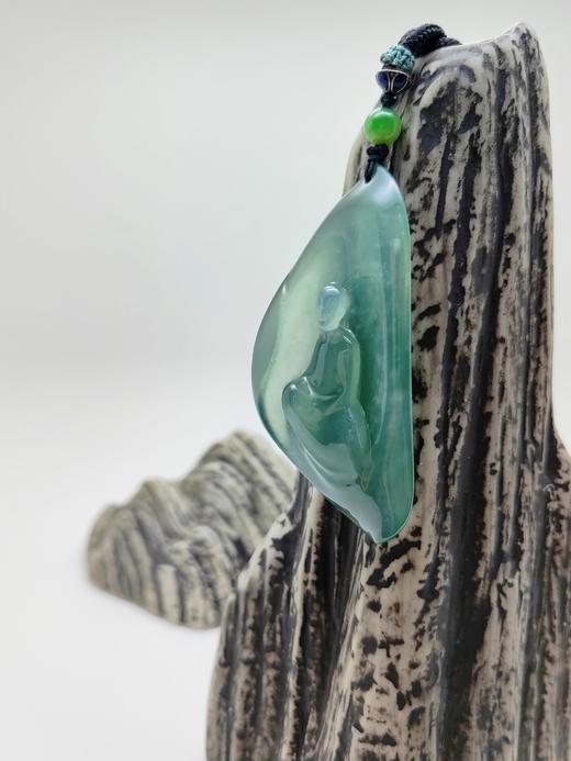 绿晴水冰透静思挂件 商品图5