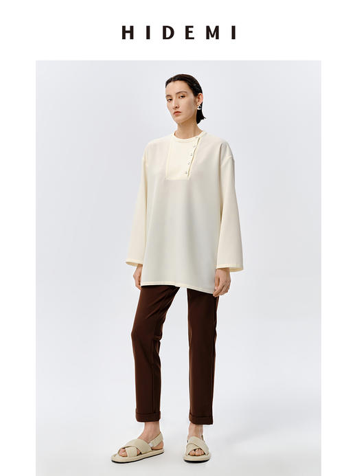 HIDEMI 云朵顺滑轻肤感极简廓形不对称按扣宽松廓形上衣 商品图2