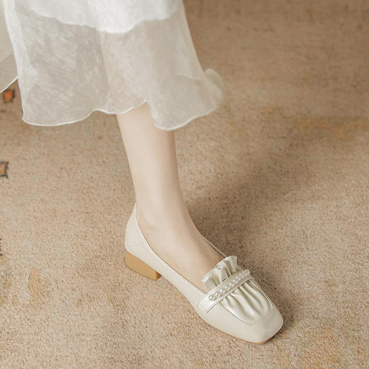 「三款配色！法式复古风」浅口粗跟单鞋女春夏季新款褶皱奶奶鞋女软皮温柔单鞋女 商品图0