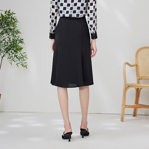 EITIE爱特爱夏季新品时尚气质通勤显瘦高腰半身裙女7006710 商品图4