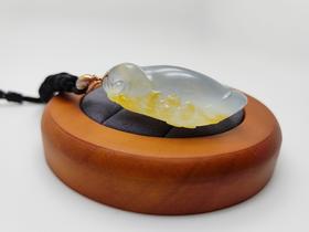 精美雕工黄翡如意