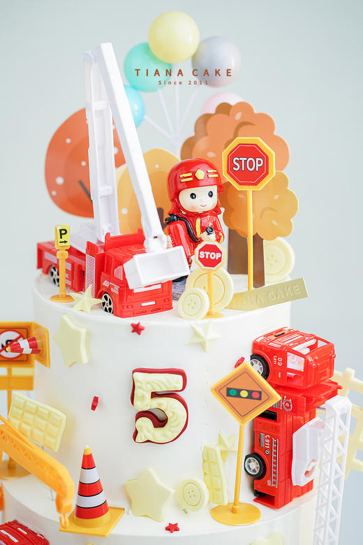 【玩具插件款】消防员蛋糕 商品图1