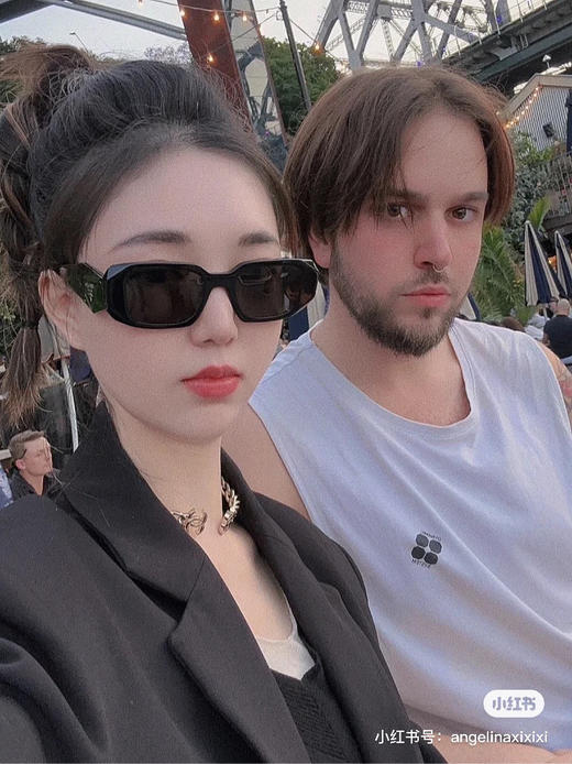 𝐩𝐫𝐚𝐝.𝐚 墨镜🕶️ 商品图5