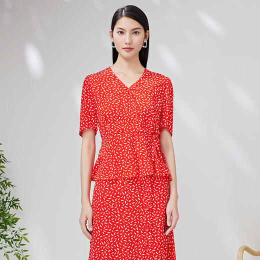 EITIE爱特爱夏季新款系带修身显瘦百搭印花收腰小上衣7013711 商品图2