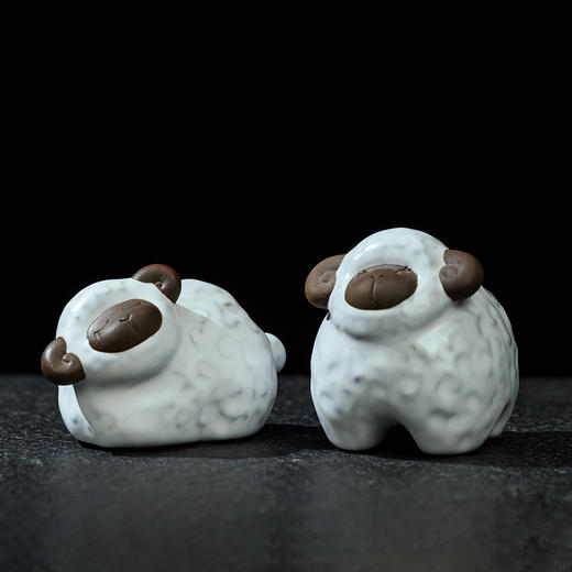 成艺 小羊茶宠 小乐羊小福羊 天青开片茶玩小摆设摆件纸镇笔架陶瓷小羊 商品图0