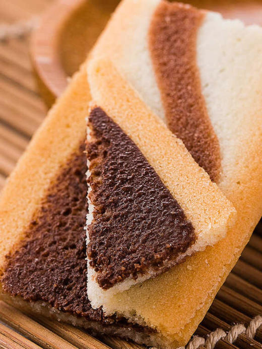 日本三立黑巧克力饼干53.9g 商品图2