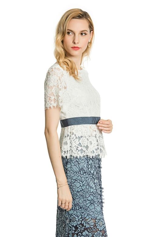 OCTAVIA 白色镂空花朵束腰上衣 2869 商品图1