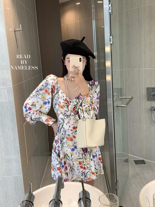 Read Nameless/泰国买的露背碎花裙 商品图9