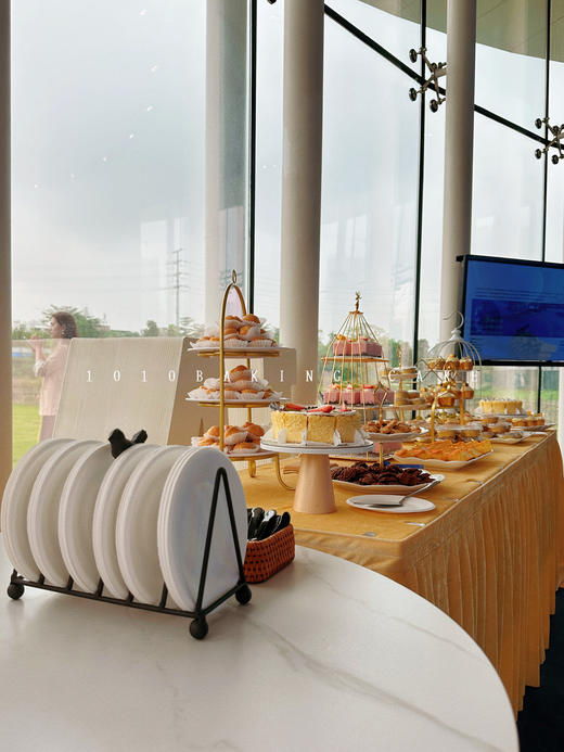 「惠州天安数码城·科创公园」会议茶歇甜品台案例 商品图3