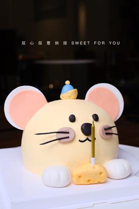 圆滚滚的小老鼠