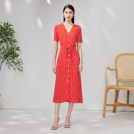 EITIE爱特爱夏季新款气质印花V领销售收腰连衣裙7007744 商品图3