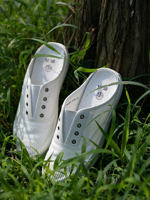 牧衣游 一脚蹬外穿半拖帆布鞋-----轻盈【不支持会员折】 商品图2