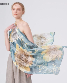 【团购展示】玛丽亚古琦（芬兰）丝巾 黄月亮