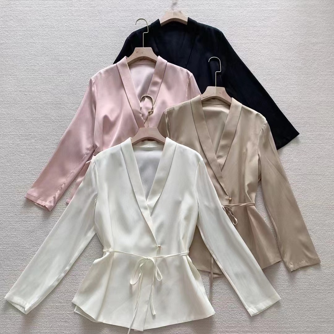 【à perles】真丝系带收腰西装外套，职场通勤装【现货】