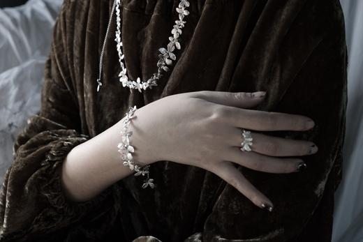 Fireflies  无尽夏手链 商品图3