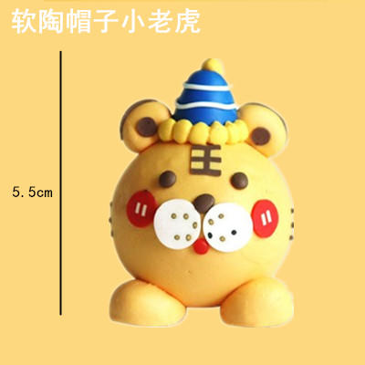 软陶摆件 卡通树女孩皇帝皇后小狮子小猪老虎狐狸玲娜老爷爷奶奶蜡烛脚丫装饰摆件插件 商品图2