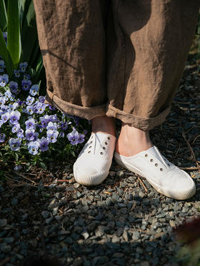 牧衣游 一脚蹬外穿半拖帆布鞋-----轻盈【不支持会员折】