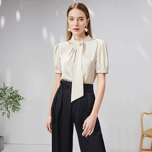 EITIE爱特爱高级感半高领飘带复古直筒上衣显瘦通勤夏新款B13132 商品图1