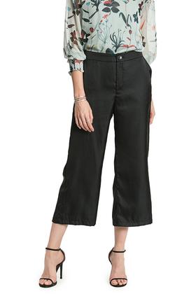 YI ZHUO一琢 黑色轻薄直筒九分裤 2531