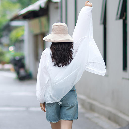 夏日轻薄透气连帽皮肤衣 商品图0