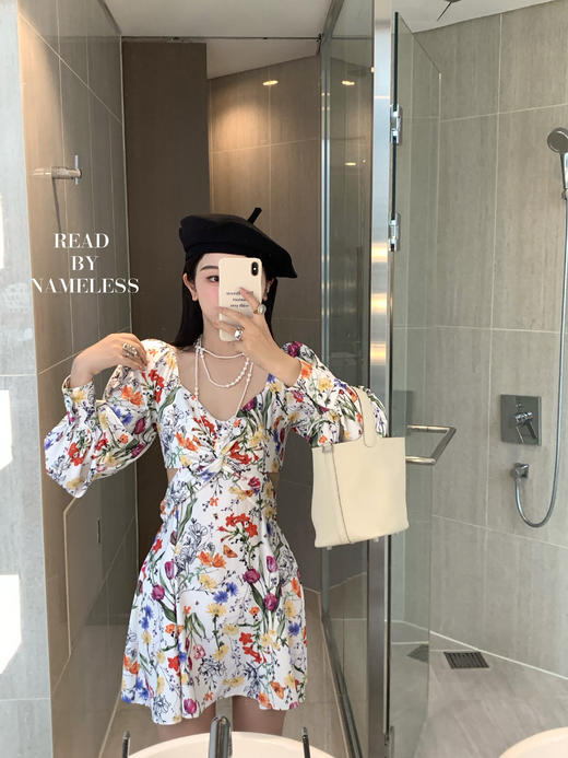 Read Nameless/泰国买的露背碎花裙 商品图4