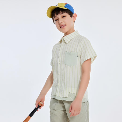 【抄底价清仓】龙之涵简约气质款短袖衬衣 三次高温水洗全棉 免熨烫 随意穿 休闲百搭 尺码100-170 男童条纹拼接短袖衬衣 商品图1