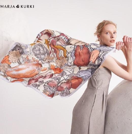 【团购展示】玛丽亚古琦（芬兰）丝巾 游园会 商品图0