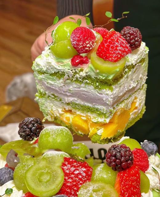 黑巢-开心果特调水果蛋糕 商品图0