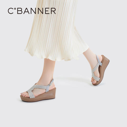 千百度女鞋夏季休闲凉鞋烫钻坡跟厚底时装超火凉鞋时尚 A23305171 商品图2