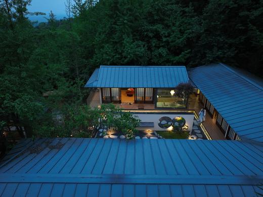 【青城山#014号院】4房温泉私汤小院，古风庭院民宿，全屋地暖、独立茶室、榻榻米影音室，儿童游玩秋千丨攀爬墙丨滑滑梯丨蹦蹦床！sjsy 商品图3